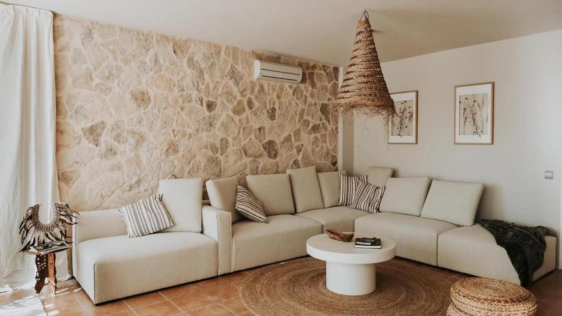 Boutique Villa With Heated Pool Cala Vadella  Spanien